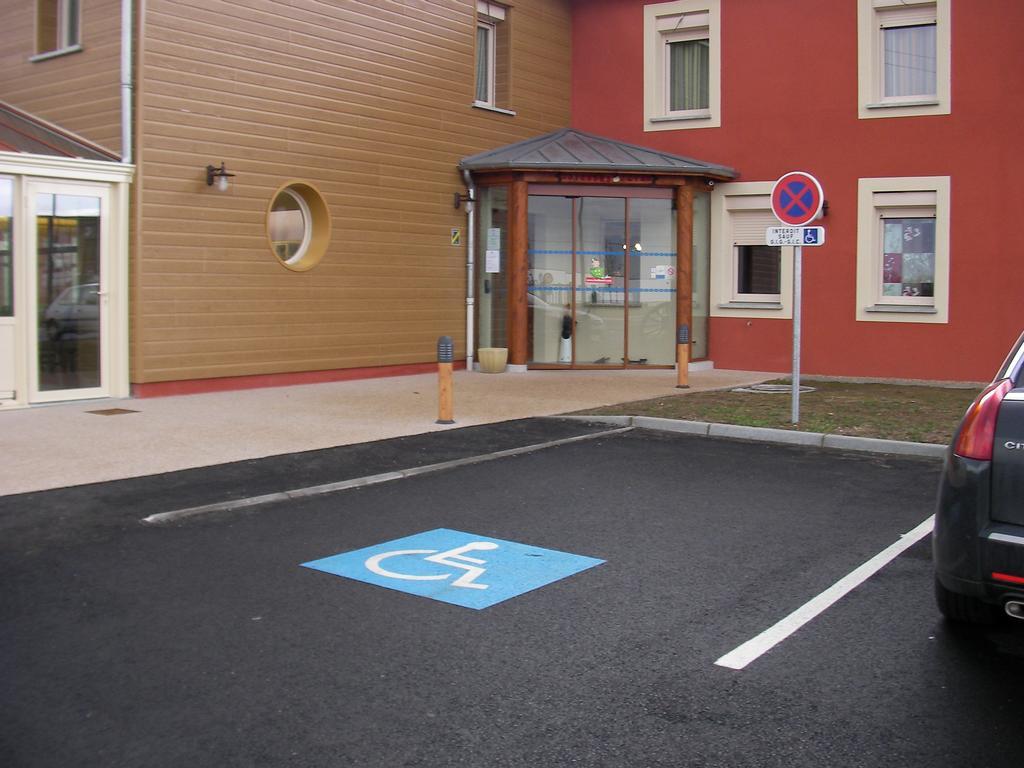 Les Etoiles Du Forez Savigneux  Exterior foto